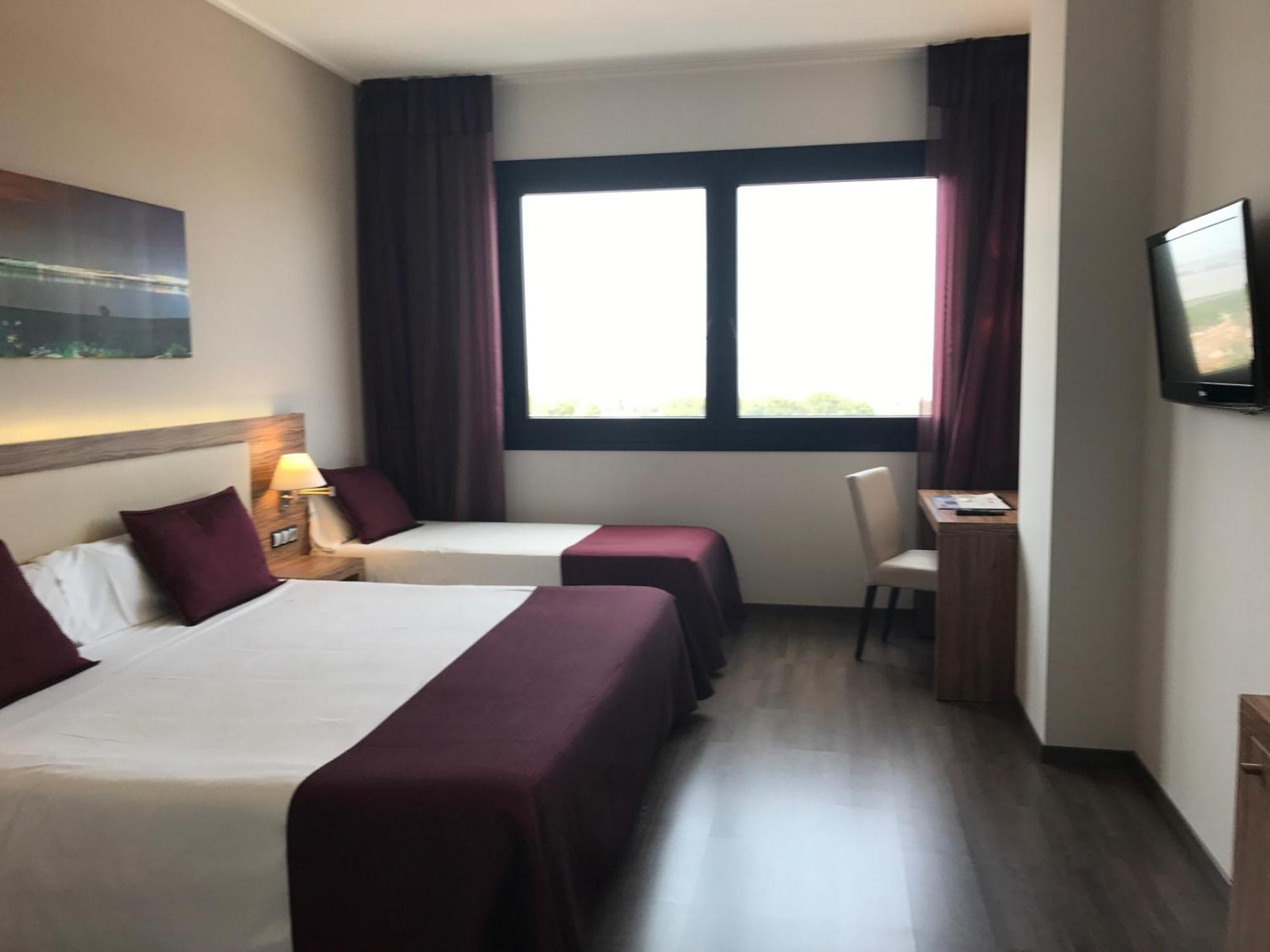 Triple Room Lake View,925112407:JPEG
